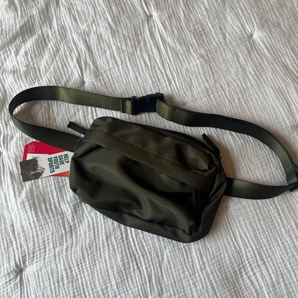 DSG belt bag